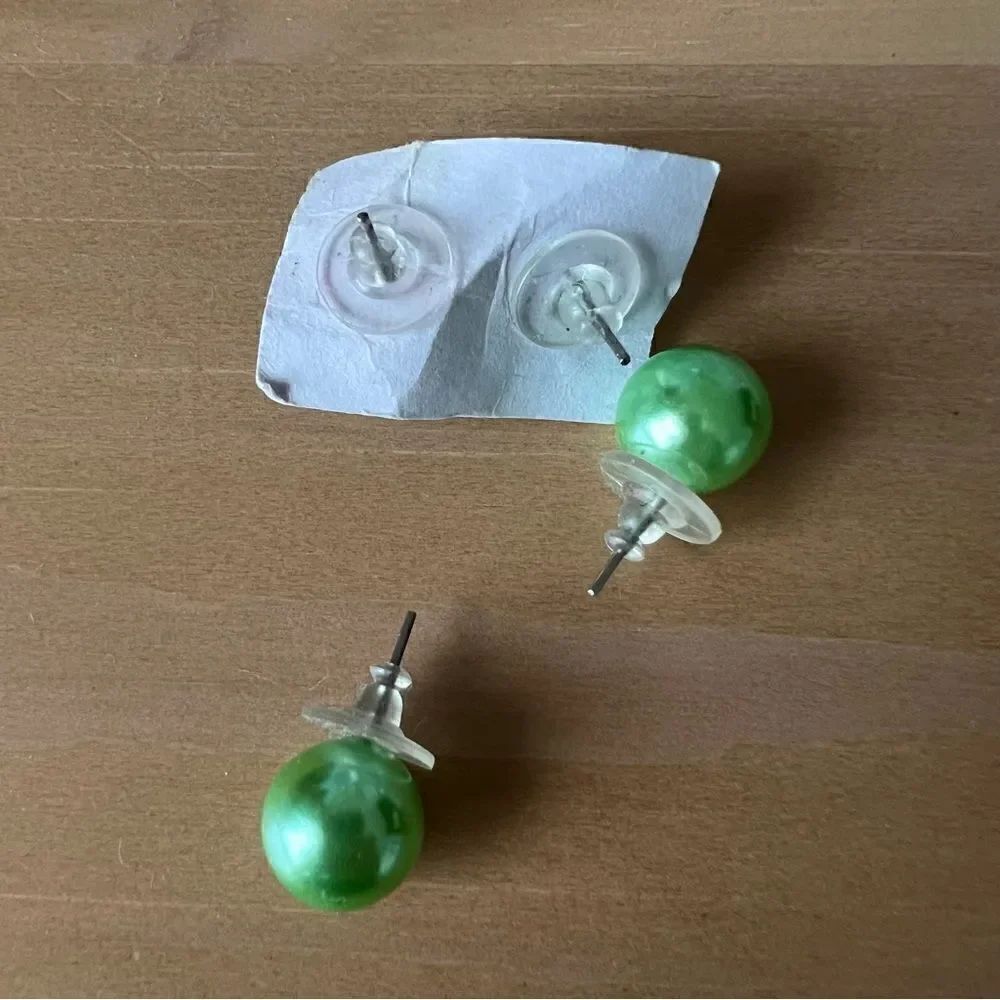 6 pairs of Earrings!!!! - Picture 13 of 13